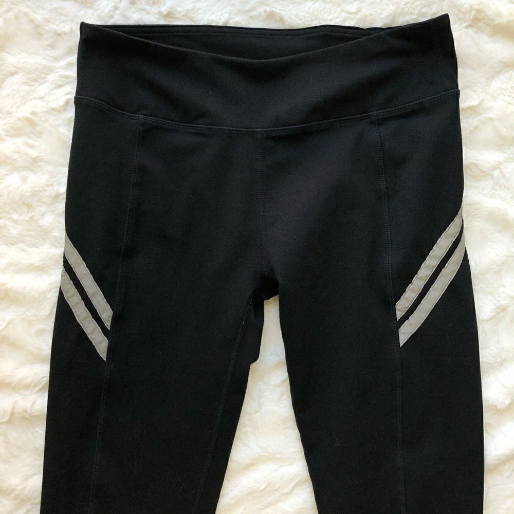 Fabletics Reflective Black Legging - Women’s M‎ - Picture 2 of 7